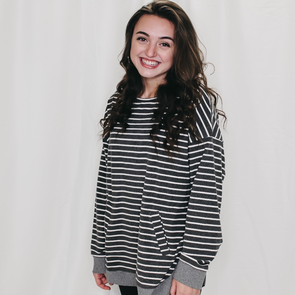 GREY STRIPED SWEATSHIRT NWT